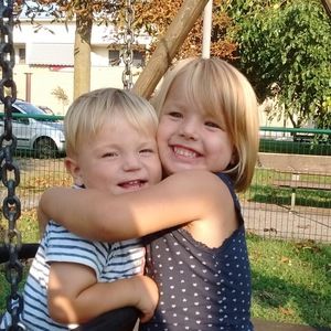 Meet your Posher, Света